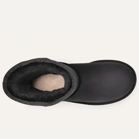 UGG Classic Short Leather Black Boots, Size 7 - Picture 5 of 10